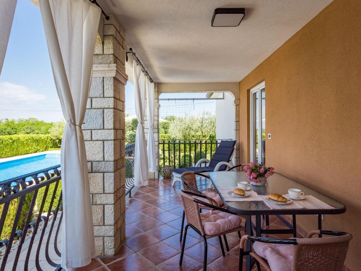 Apartment Cancar-1 By Interhome Пореч Экстерьер фото